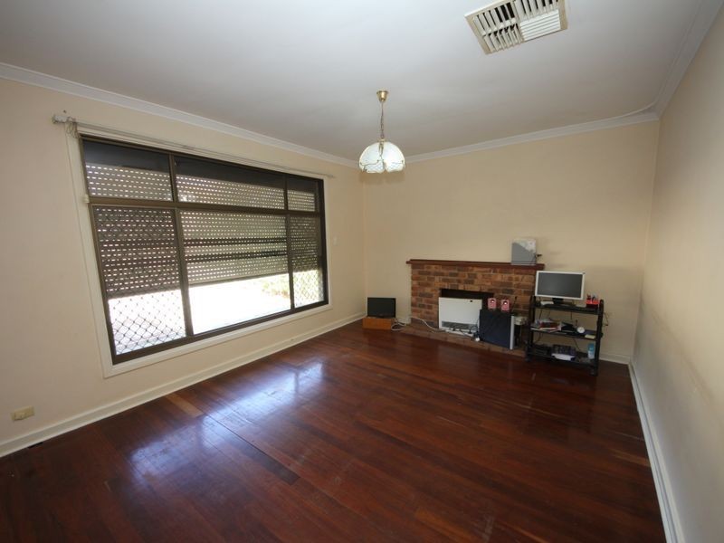 134 Seventh Road, Armadale WA 6112