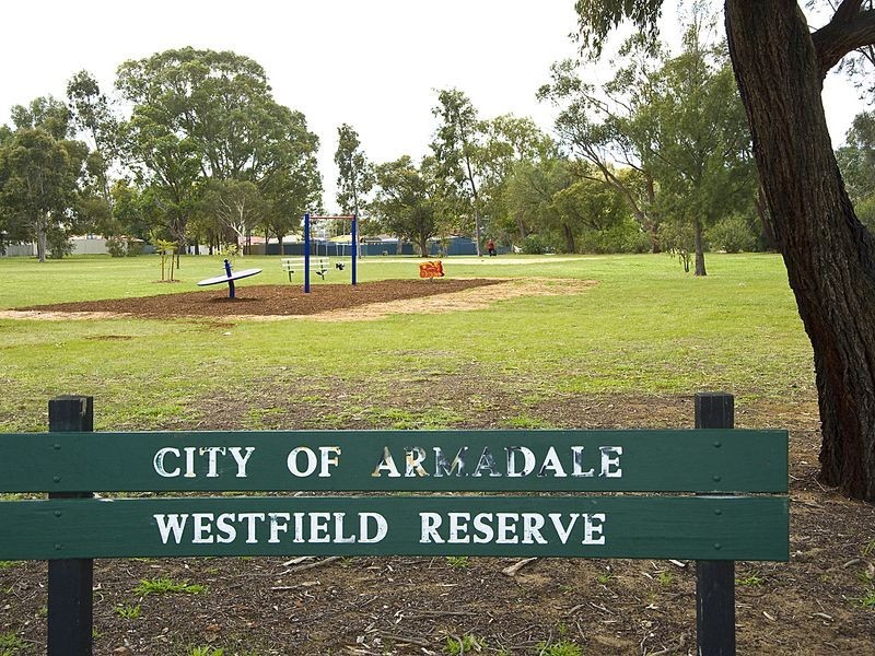 45 O’Sullivan Drive, Camillo WA 6111