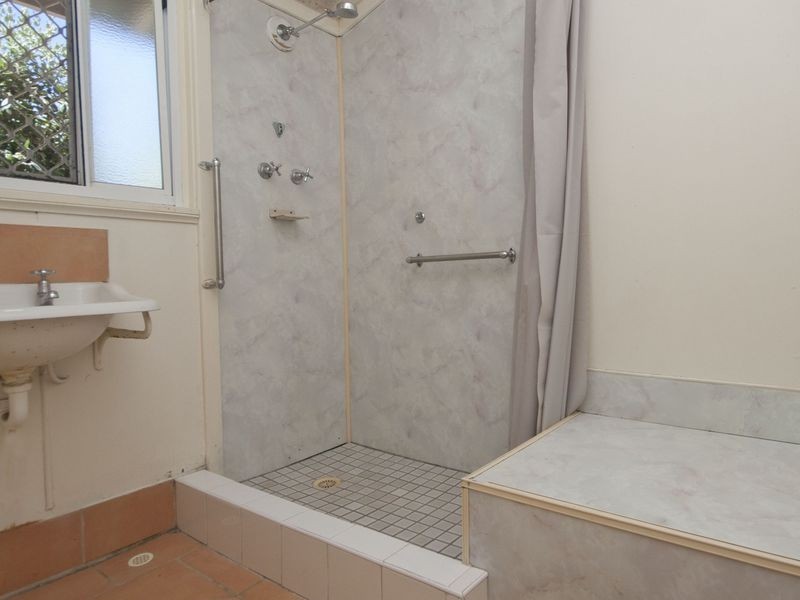 24 Collick Street, Hilton WA 6163