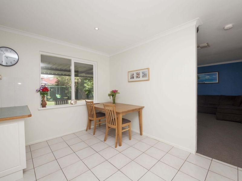 13 Cowan Street, Armadale WA 6112