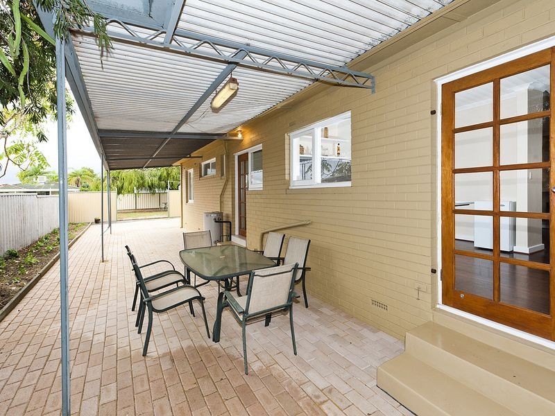 28 Kingsdown Road, Maddington WA 6109