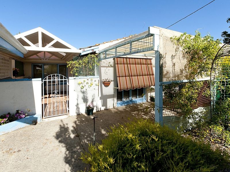 18A Angelo Street, Armadale WA 6112
