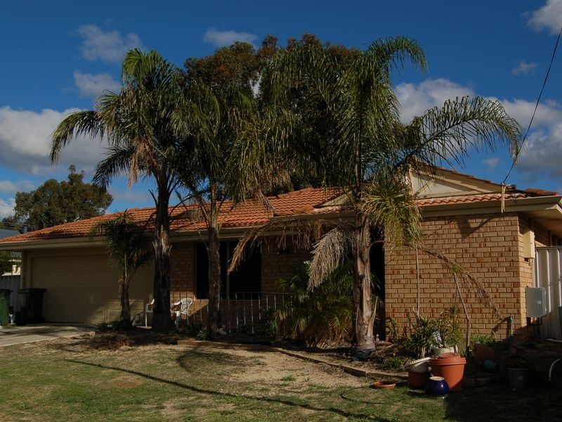 8 Price Court, Brookdale WA 6112