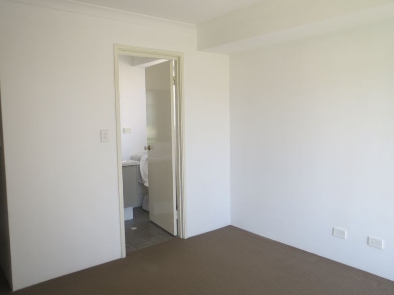 12 Edsell Entrance, Brookdale WA 6112