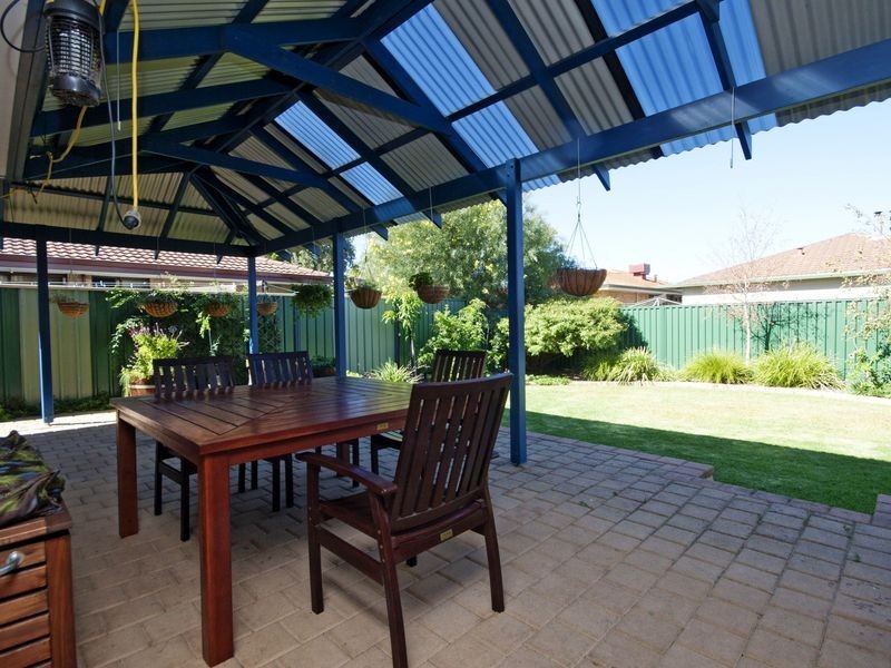 19 Pomelo Way, Seville Grove WA 6112