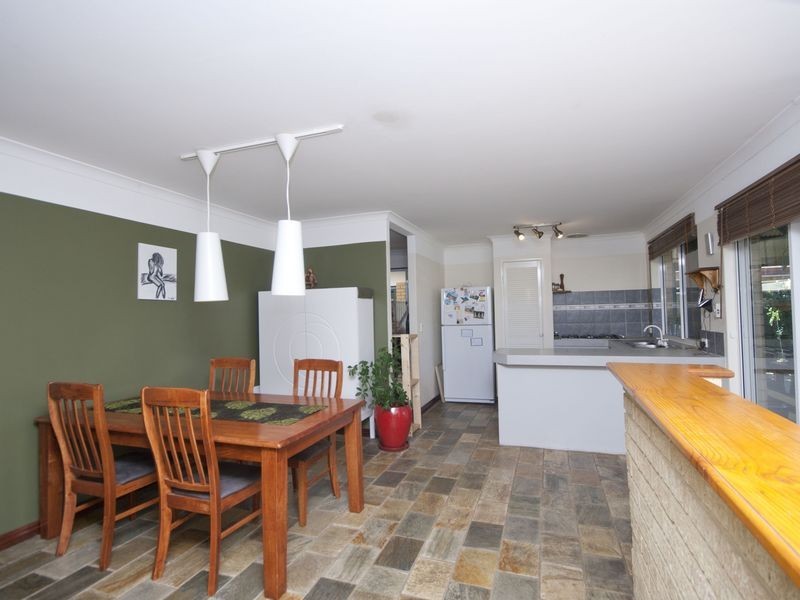 19 Pomelo Way, Seville Grove WA 6112