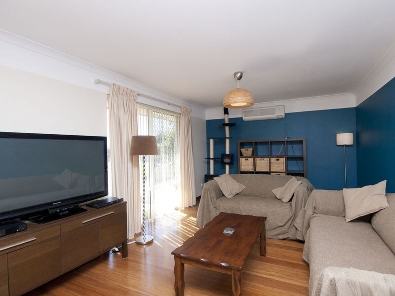 19 Pomelo Way, Seville Grove WA 6112