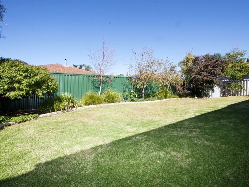 19 Pomelo Way, Seville Grove WA 6112