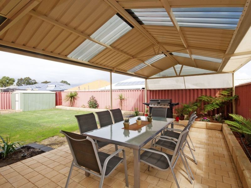 15 Marbella Ave, Seville Grove WA 6112