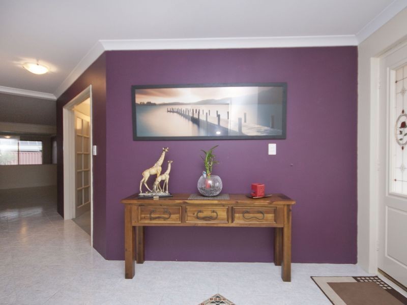 15 Marbella Ave, Seville Grove WA 6112