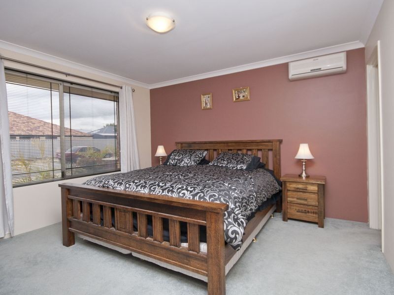 15 Marbella Ave, Seville Grove WA 6112