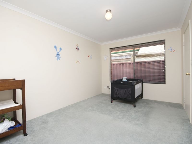 15 Marbella Ave, Seville Grove WA 6112