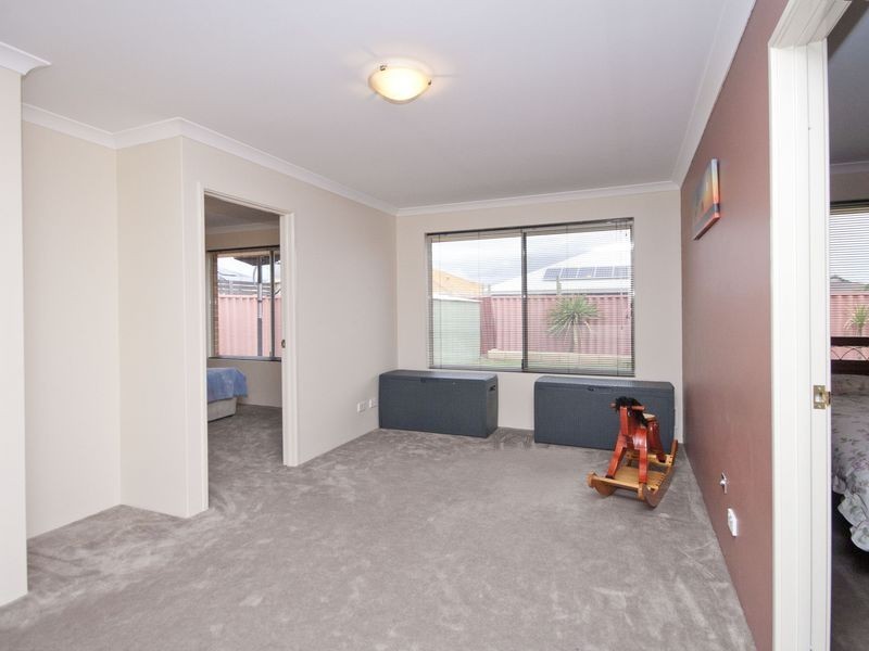 15 Marbella Ave, Seville Grove WA 6112