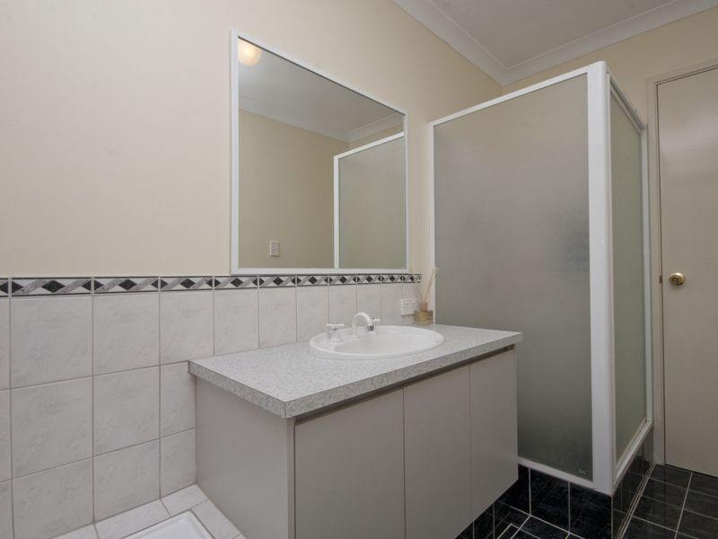 15 Marbella Ave, Seville Grove WA 6112