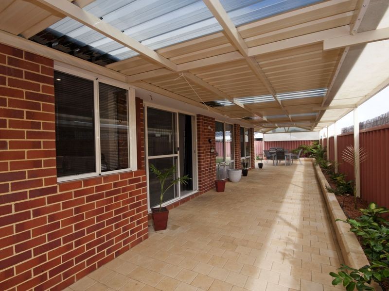 15 Marbella Ave, Seville Grove WA 6112