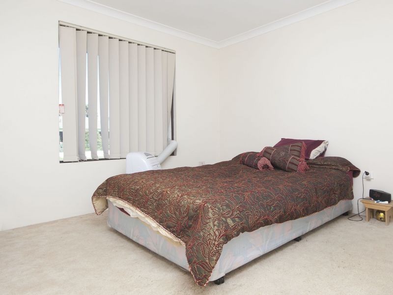 4 Herbert Court, Brookdale WA 6112