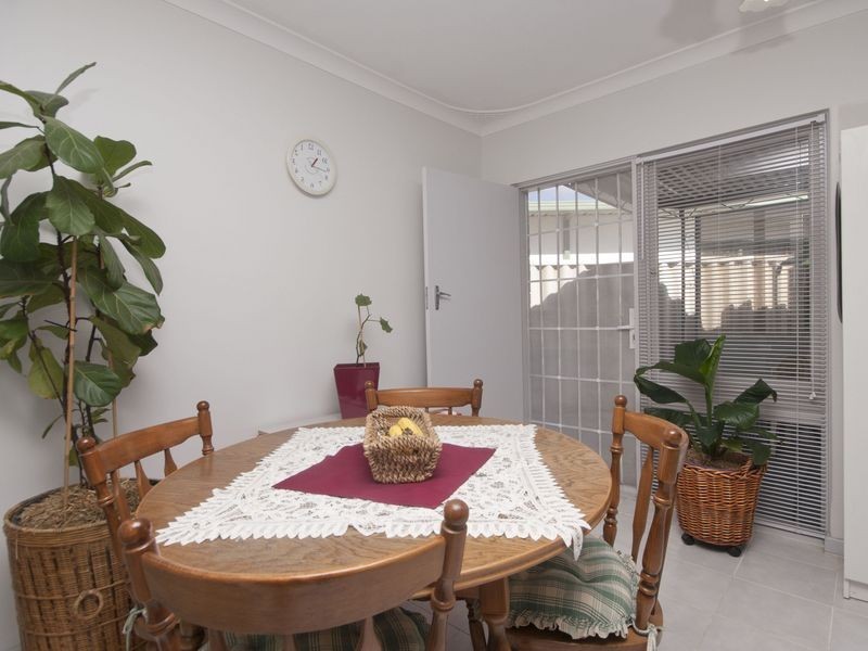 8 O’Sullivan Drive, Camillo WA 6111
