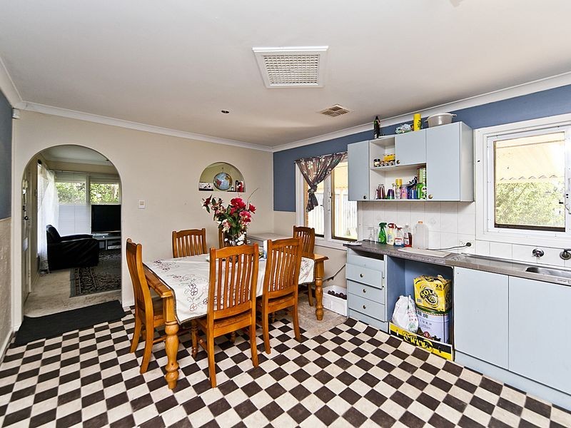 26 Doorigo Road, Armadale WA 6112