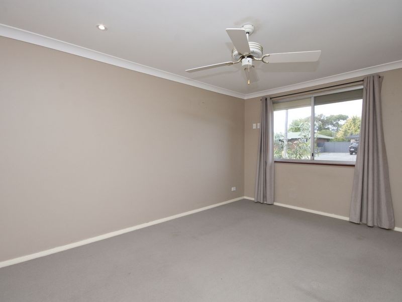 7 Burrowa Street, Armadale WA 6112