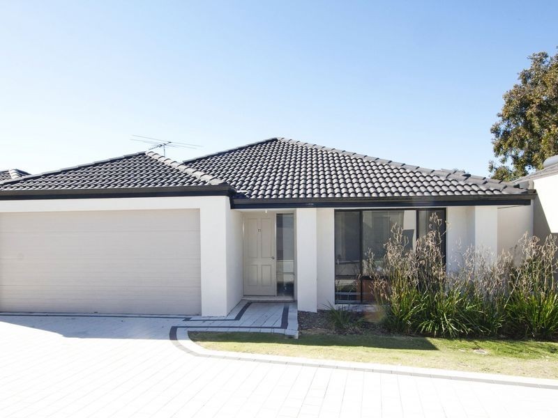 11/18 Mountain View, Kelmscott WA 6111