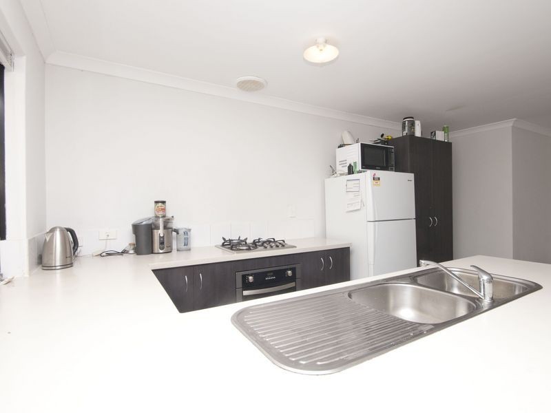 11/18 Mountain View, Kelmscott WA 6111
