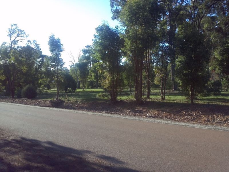 75 Chestnut Road, Jarrahdale WA 6124