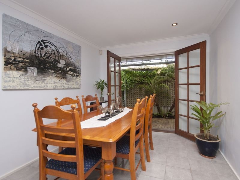 63 Grovelands Drive, Camillo WA 6111