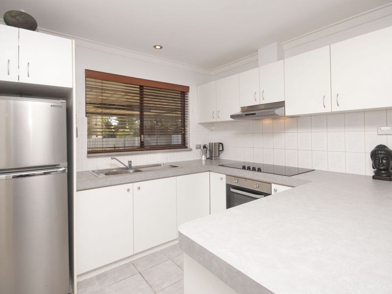 63 Grovelands Drive, Camillo WA 6111