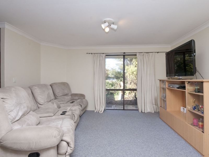 141 Braemore Street, Seville Grove WA 6112