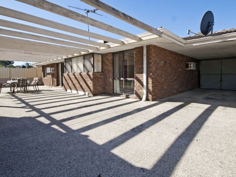 141 Braemore Street, Seville Grove WA 6112