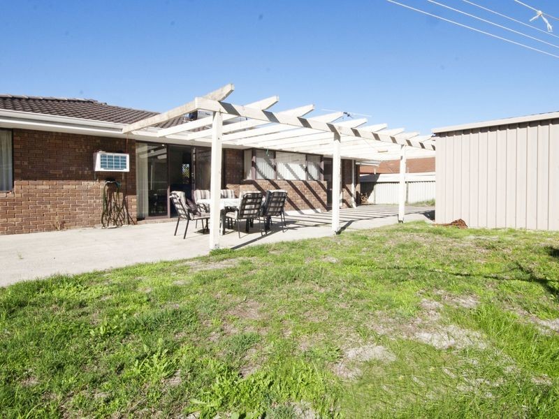 141 Braemore Street, Seville Grove WA 6112