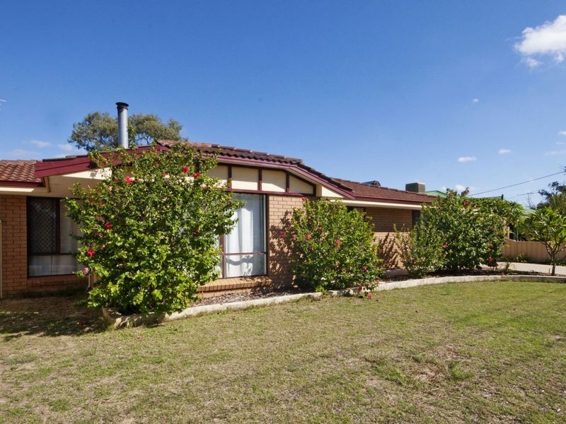 5 Herbert Court, Brookdale WA 6112