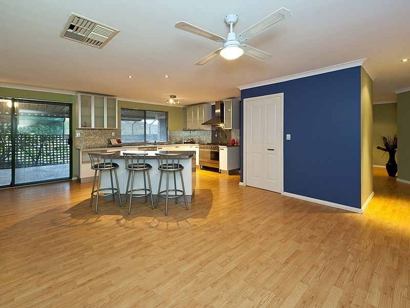 3218 Albany Hwy, Mount Nasura WA 6112