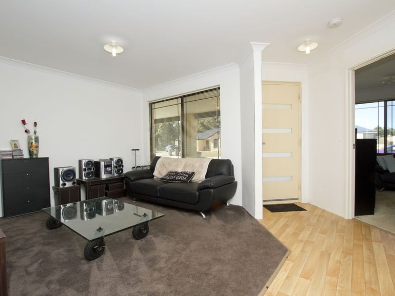 36 Kalanchoe Approach, Seville Grove WA 6112