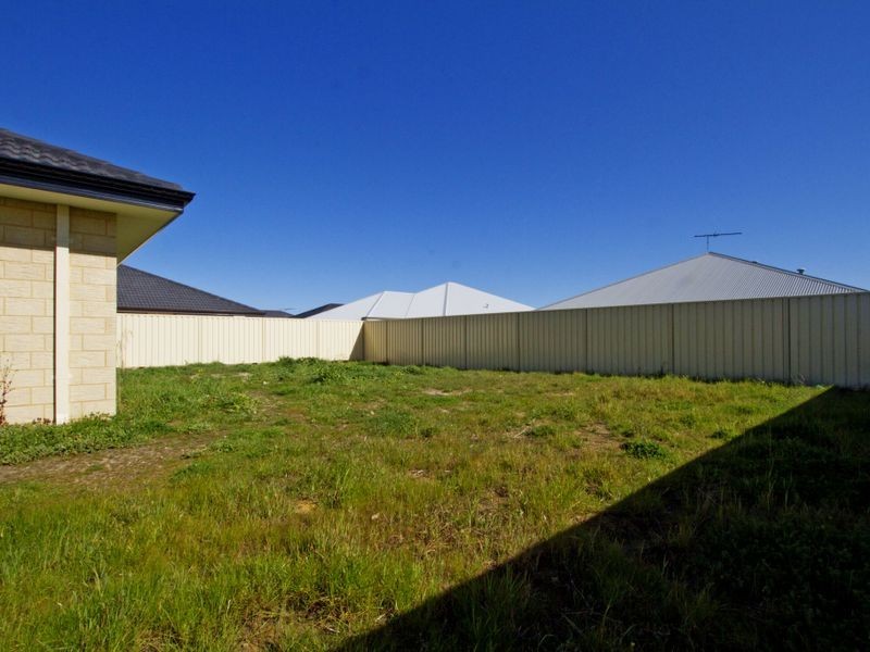 36 Kalanchoe Approach, Seville Grove WA 6112