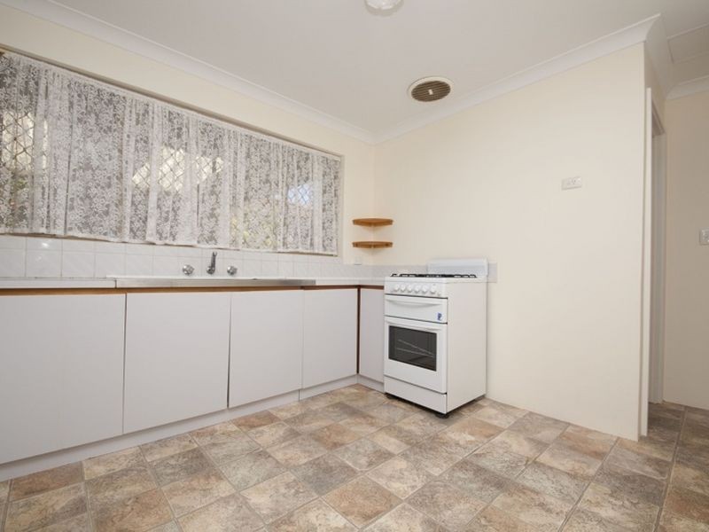 11/15 Dale Road, Armadale WA 6112