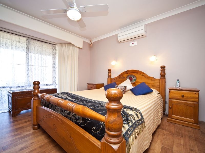 6 Bundy Court, South Lake WA 6164