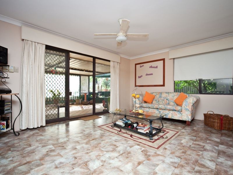 6 Bundy Court, South Lake WA 6164