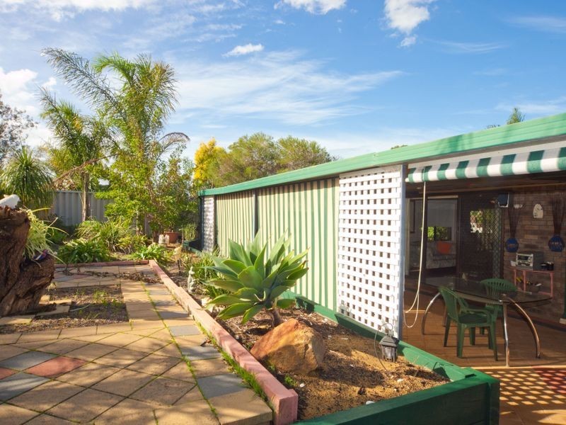 6 Bundy Court, South Lake WA 6164