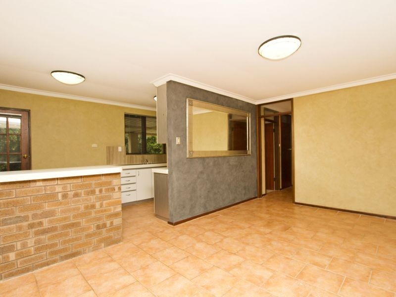 18 Dawson Street, Armadale WA 6112