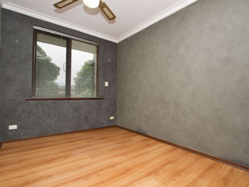 18 Dawson Street, Armadale WA 6112