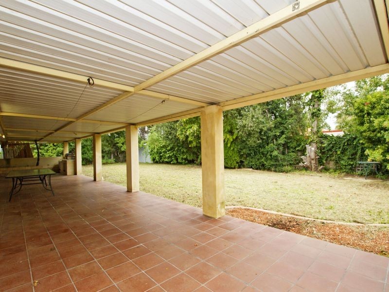 18 Dawson Street, Armadale WA 6112