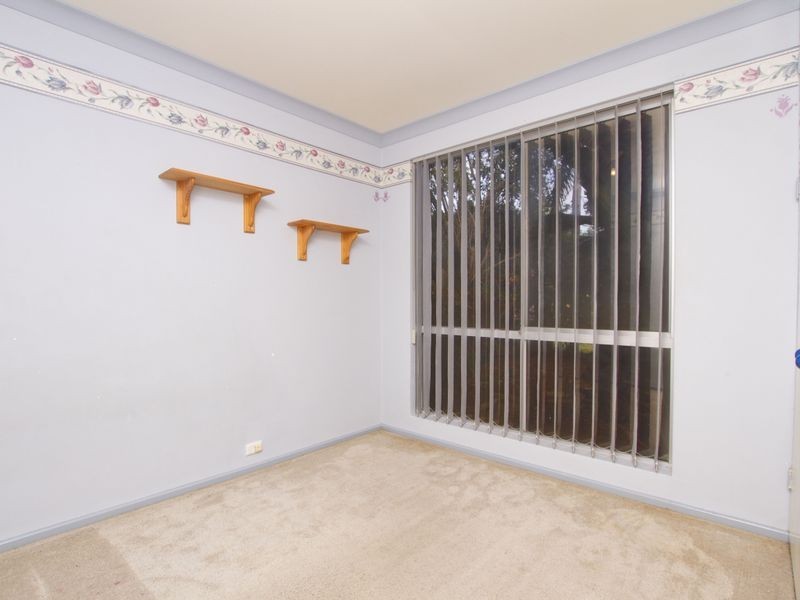 10 Boronia Close, Camillo WA 6111