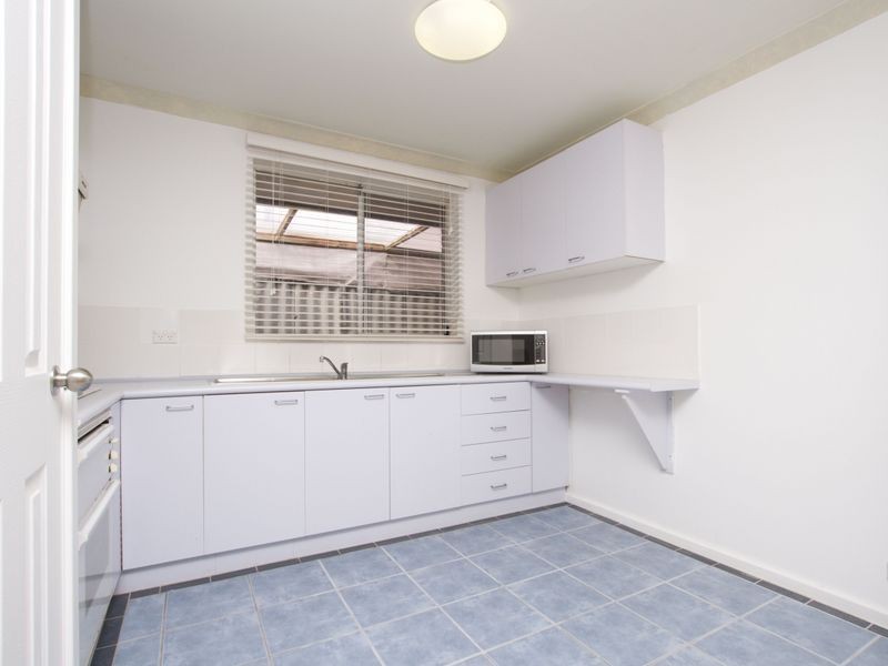 10 Boronia Close, Camillo WA 6111