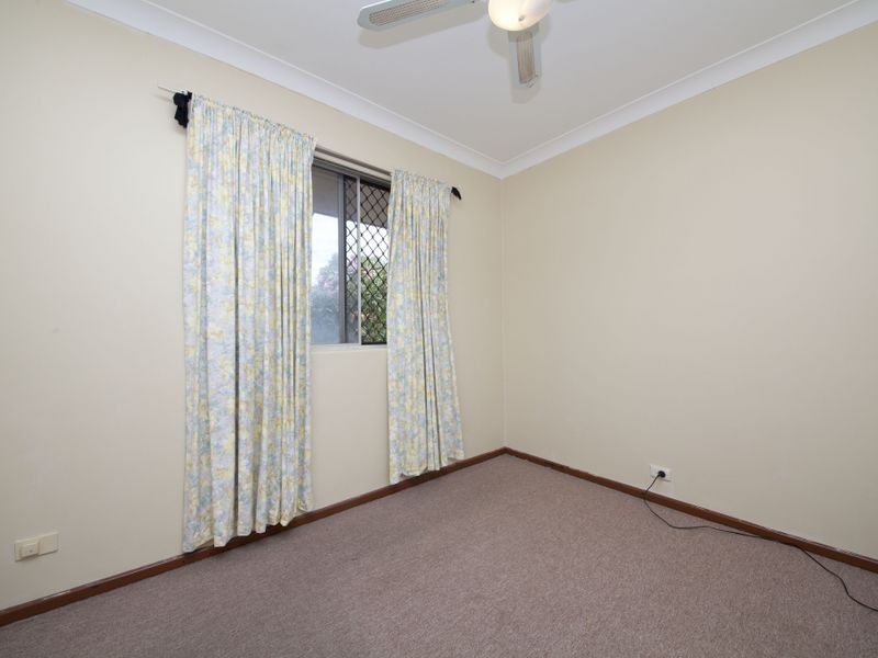 3 Redtingle Road, Camillo WA 6111