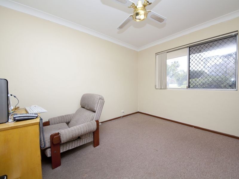 3 Redtingle Road, Camillo WA 6111