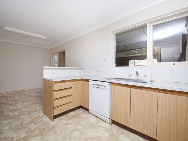 46 Amanda Drive, Camillo WA 6111