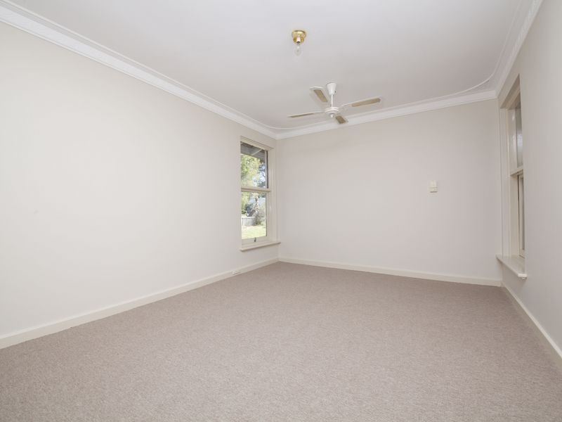 46 Amanda Drive, Camillo WA 6111