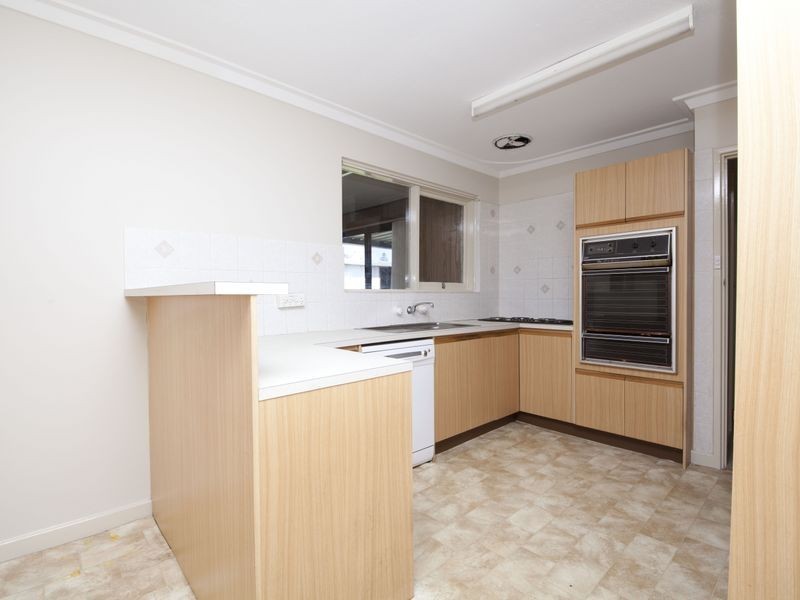 46 Amanda Drive, Camillo WA 6111