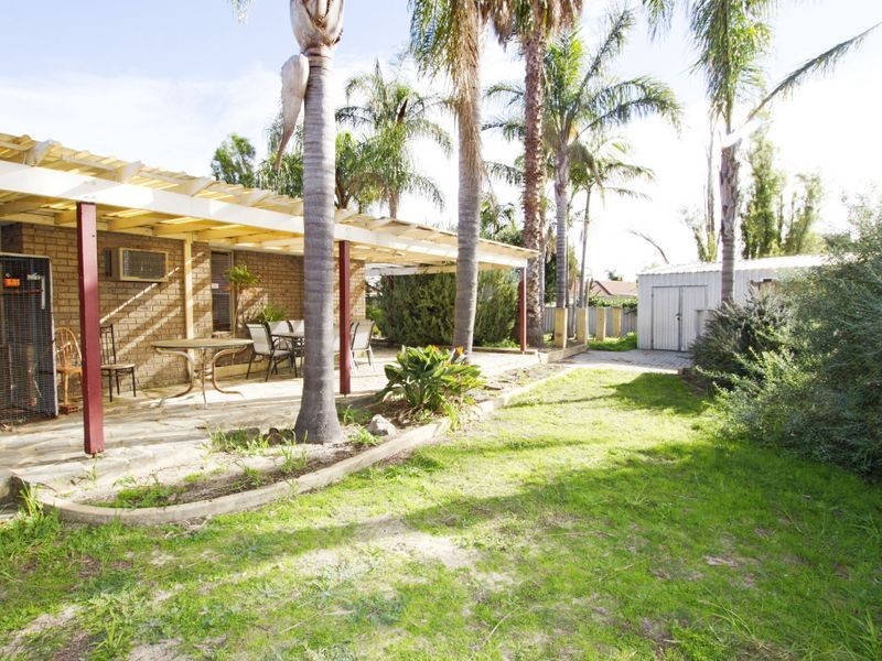 3 Braemore Street, Seville Grove WA 6112